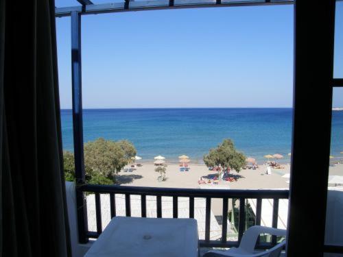 Bay Watch Aparthotel Karpathos Town  Exterior photo